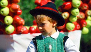 herbstfest_dorf_tirol