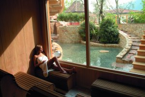Die Olivensauna im Freien