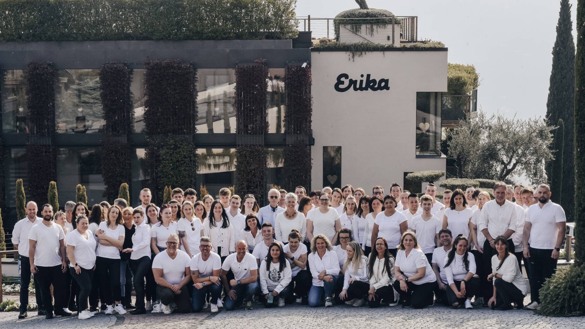 Das gesamte Erika Team – Arbeiten in einem 5-Sterne-Hotel in Südtirol