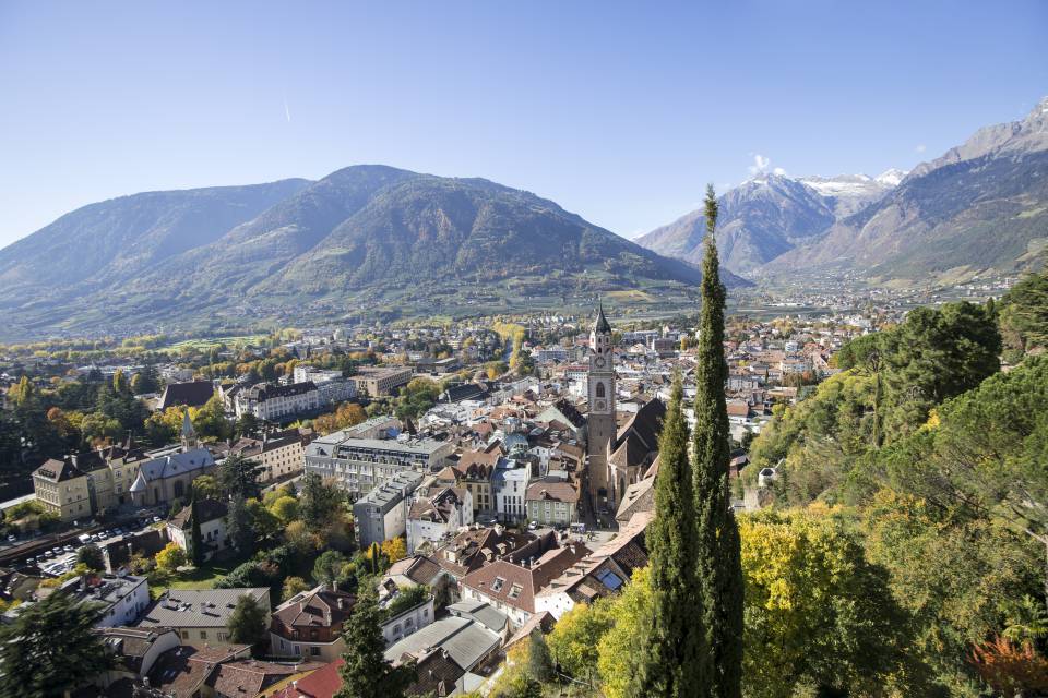 La vostra vacanza a Tirolo paese in Alto Adige, Italia - Hotel Erika