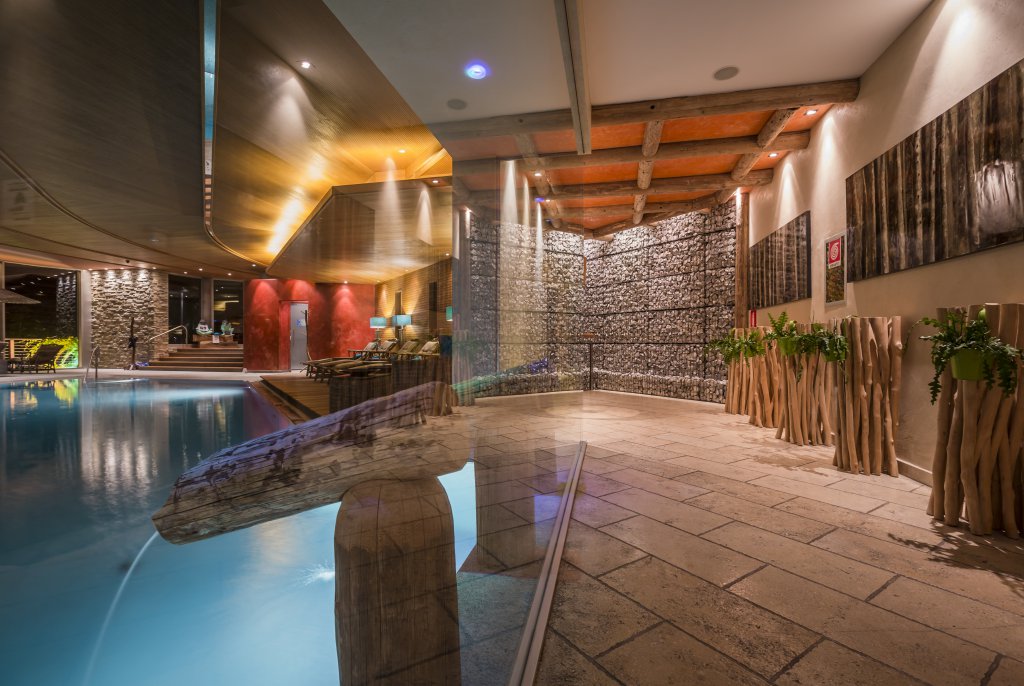 Schwimmbadlandschaft im Spa Hotel Erika SPA & Relax Hotel Erika