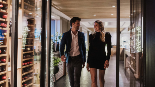 Foto simbolica: 05. Apr. 2026 dalle ore 19:00Ristorante il ristorante apre