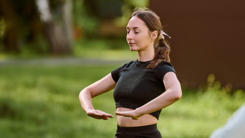 Symbolfoto: 16. Apr. 2026 ab 08:00 UhrFitnessraum Thai Chi & Atemtraining